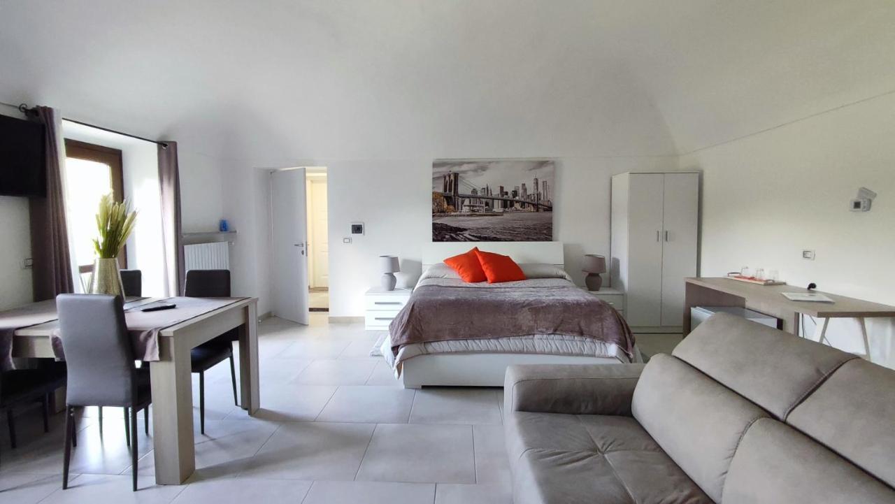 ヴィヴェローネ Nautica Tarello - Casa Ena Beb Bed & Breakfast エクステリア 写真