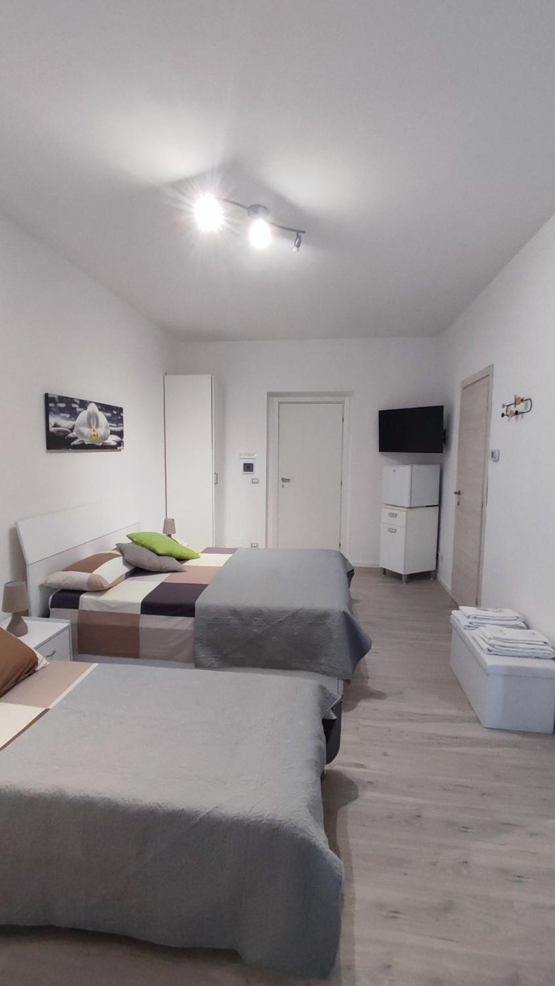 ヴィヴェローネ Nautica Tarello - Casa Ena Beb Bed & Breakfast エクステリア 写真