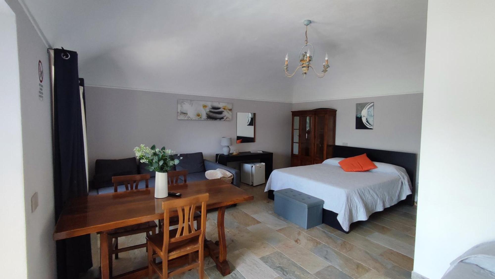 ヴィヴェローネ Nautica Tarello - Casa Ena Beb Bed & Breakfast エクステリア 写真
